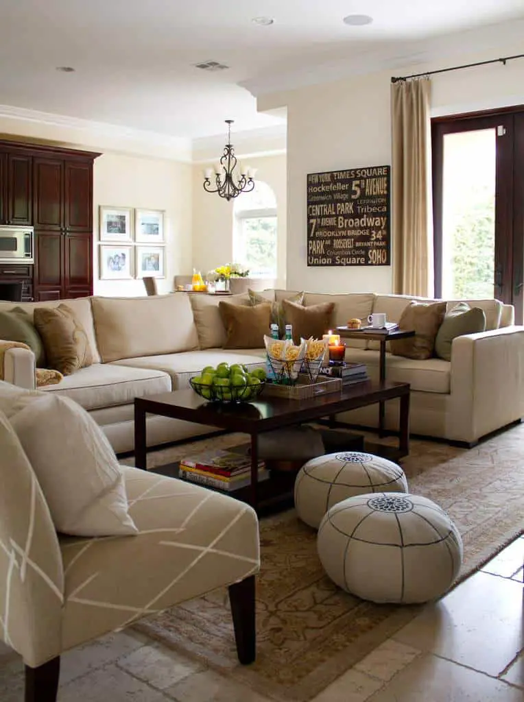 16 Attractive Yet Functional Family Rooms (Photo Gallery) Home Awakening