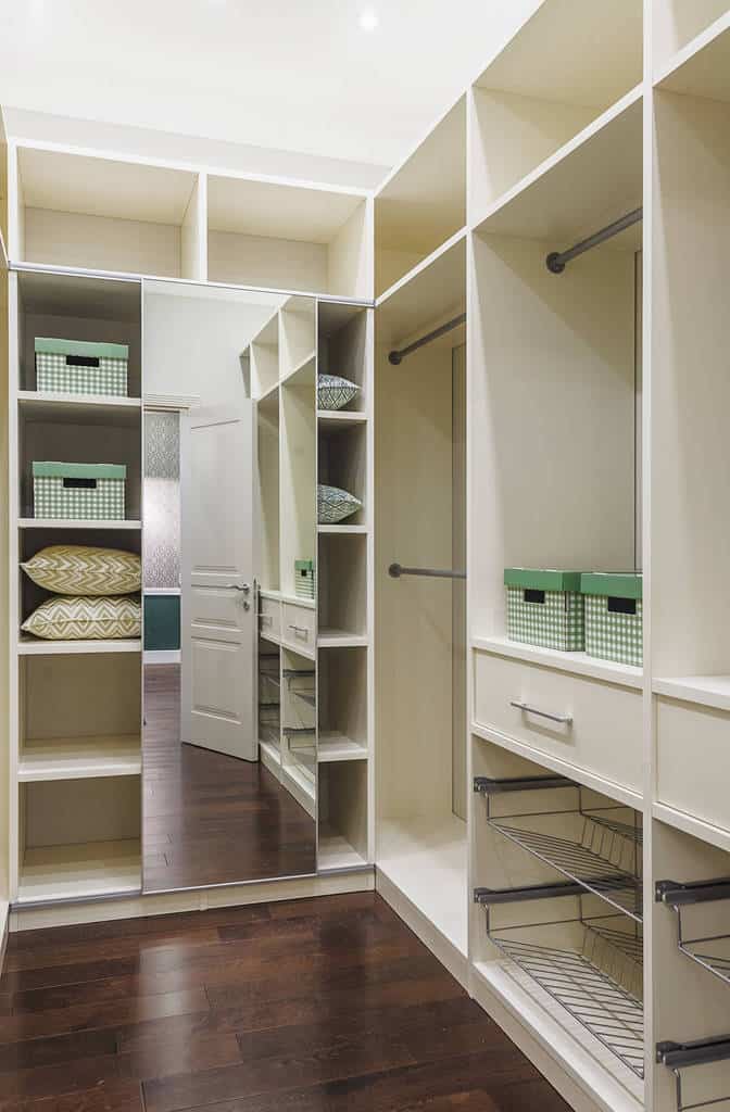 31 Clever Ideas for Walk-In Closets (Photo Gallery) – Home Awakening