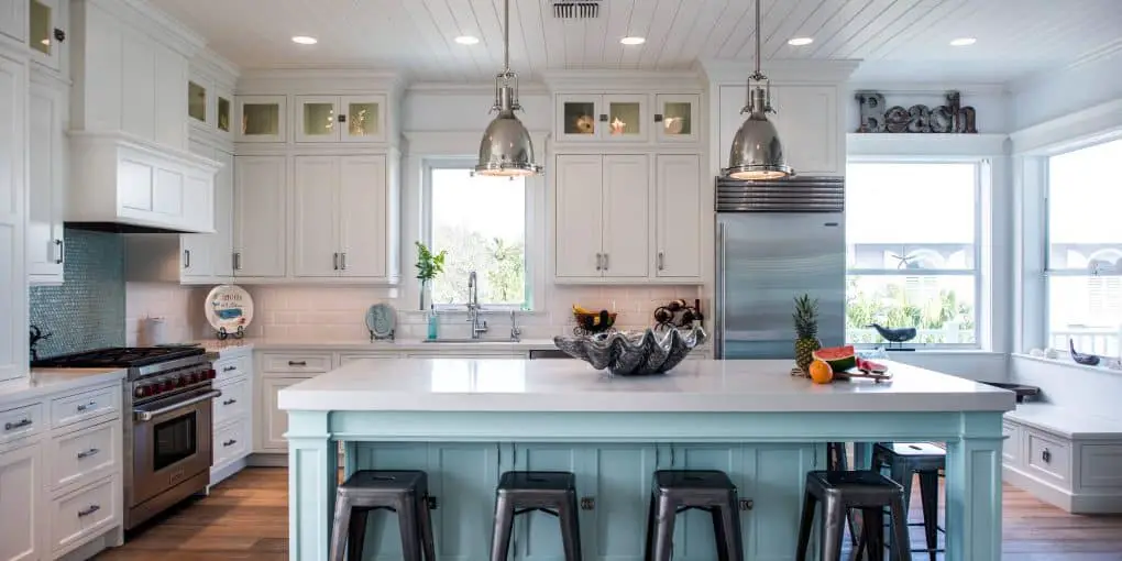 47 Beach Style Kitchen Designs and Ideas