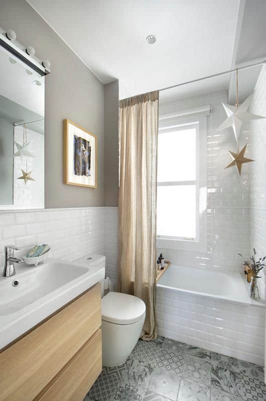 Eclectic and Glossy Subway Tile