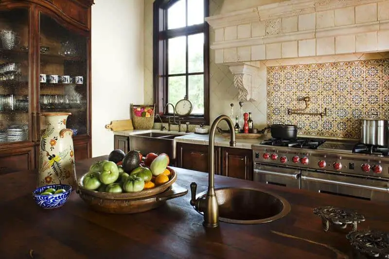 Beautiful Spanish Backsplash