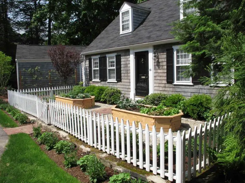 Classic Style With Garden