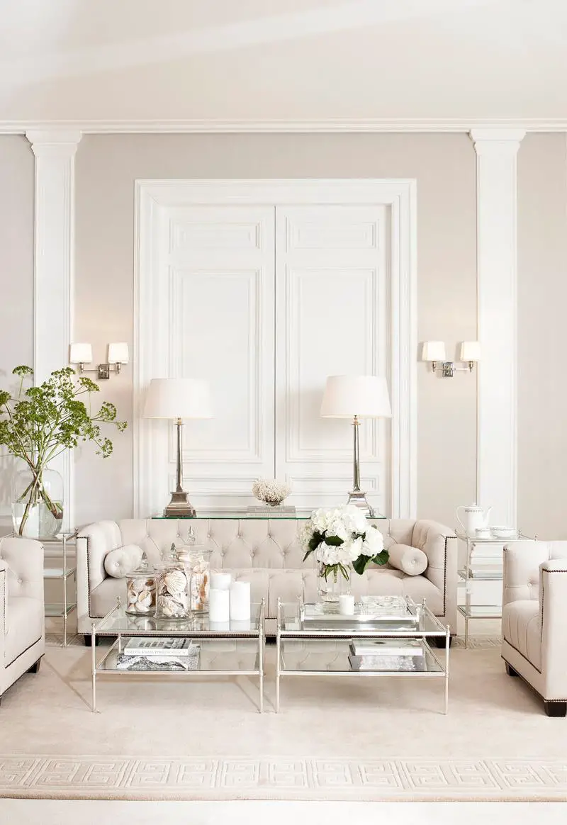 Light and Luxurious Style