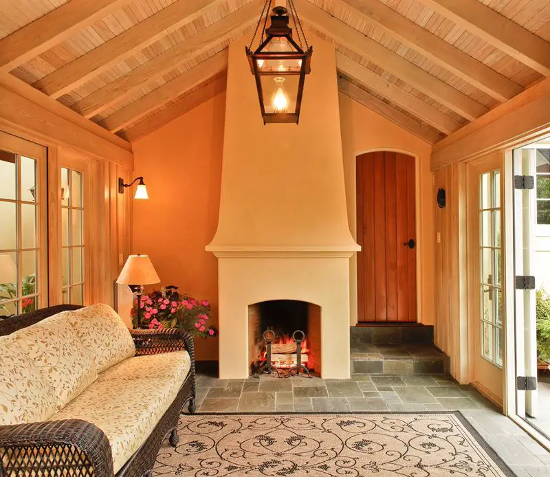 Vaulted Ceiling Match