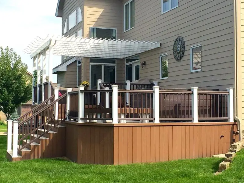 Multi-Level Deck