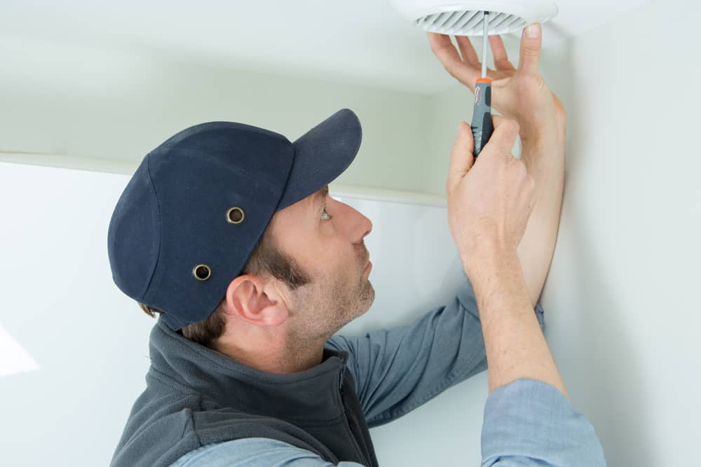 Air ventilation being attached to the ceiling