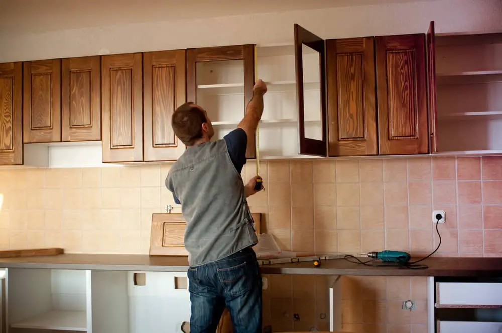 Fitting new kitchen cabinets