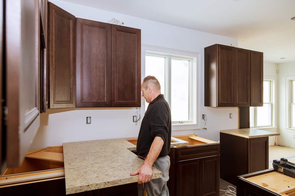 Installing a new kitchen counter top