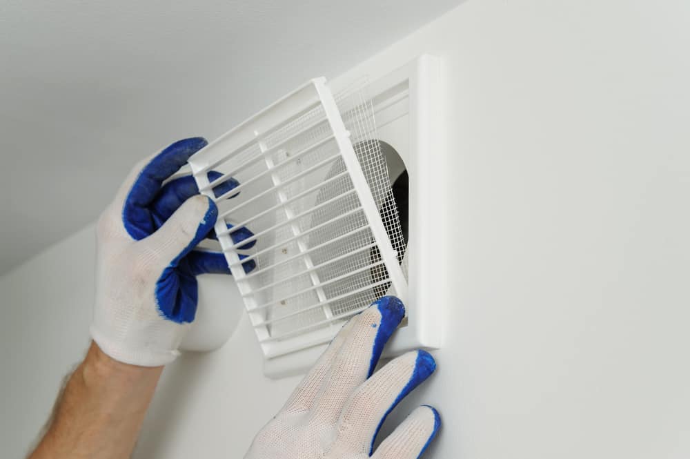 Installing a ventilation grill