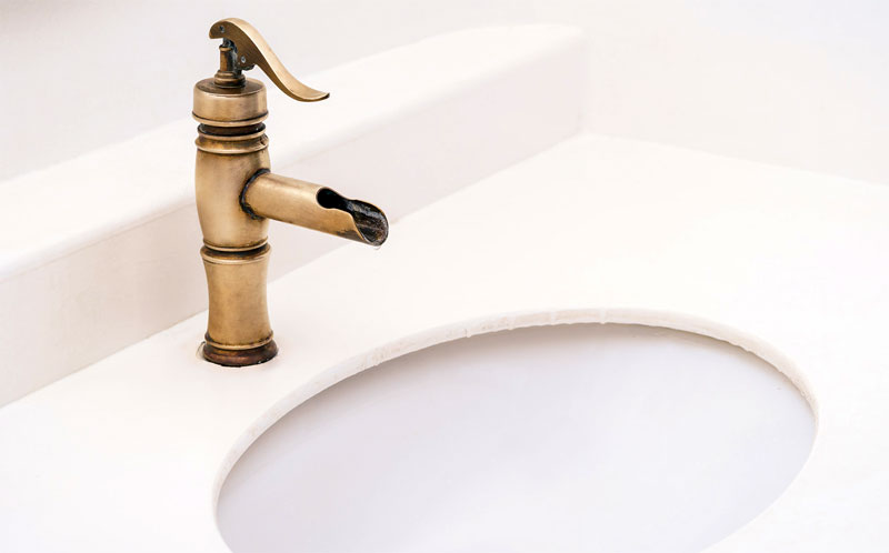 brass bathroom faucet